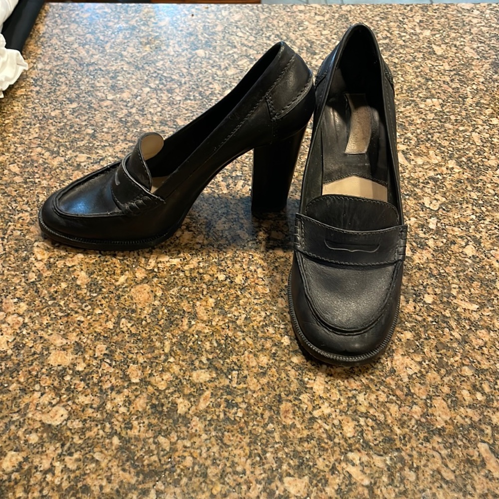 Michael Kors Penny Loafer Pump - Size 8.5